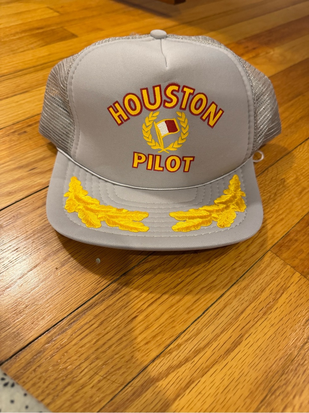 Houston Pilot Embroidered Mesh Trucker Hat - Light Gray & Yellow